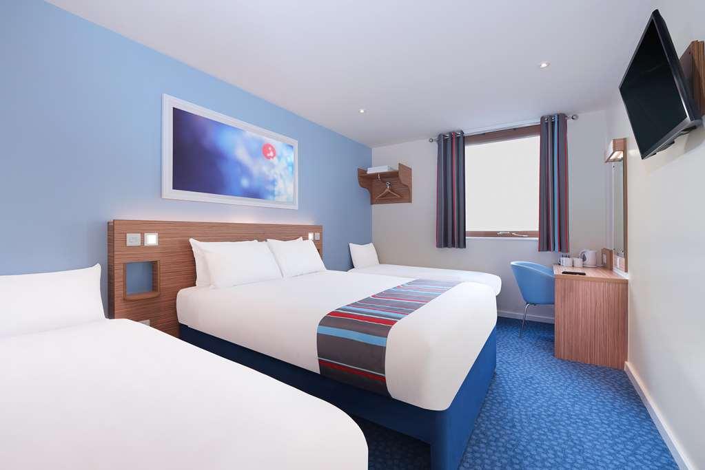 Travelodge Caerphilly Ruang foto