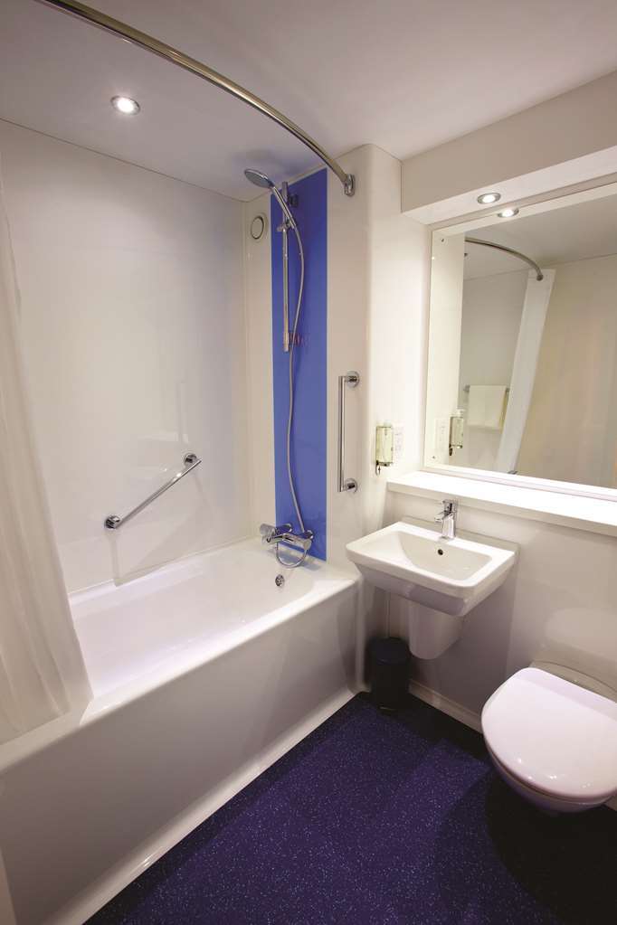 Travelodge Caerphilly Ruang foto